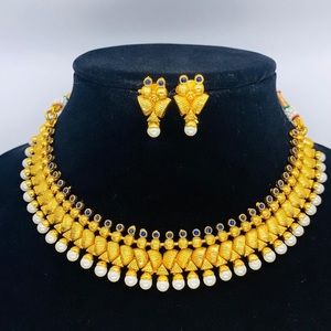 Cobalt Polki w/ Pearl Earring & Necklace Set